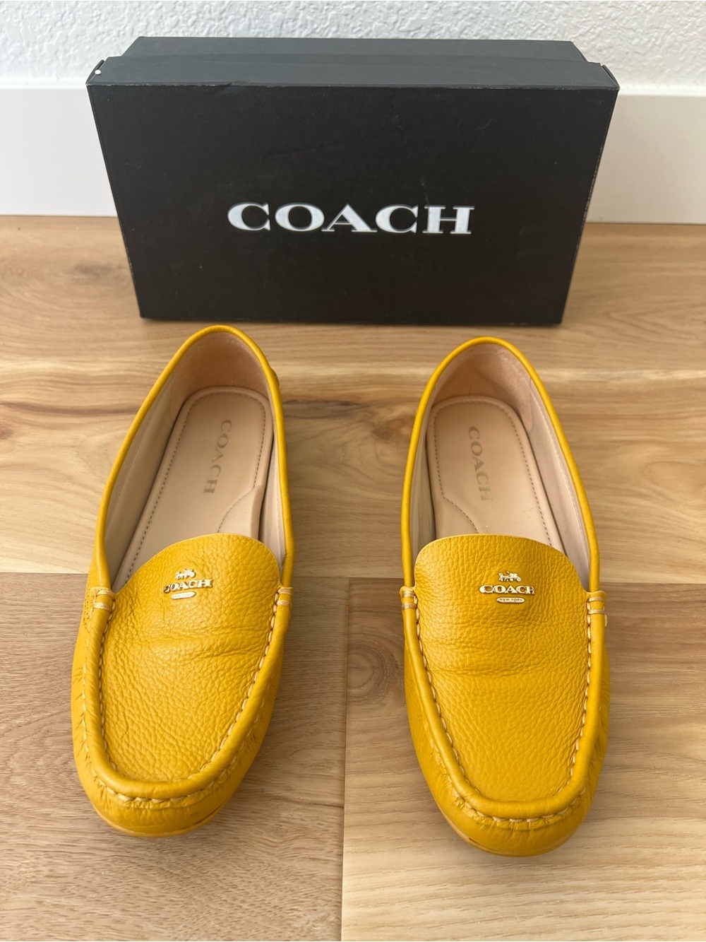 Coach Marley Leather Yellow Gold Slip-On Loafer Flats Round Toe Women’s US 8.5B